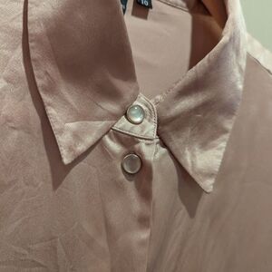 Vintage Ishyu 100% Silk Pink Button Up Blouse Size 10